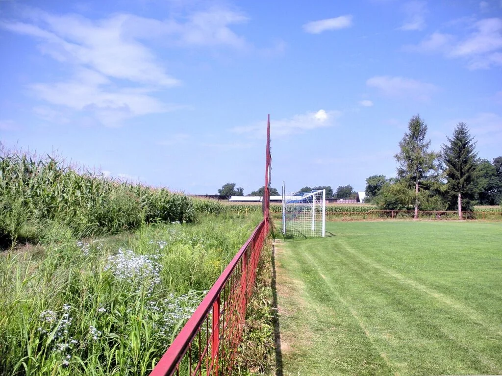 Betting on Draws: Strategy and Statistics That Work 2 stadium (football pitch or sports field) „Nogometno igralište Trnoc“ of the Croatian football club NK Podturen on the street “Školska”, which branches off from the street “Čakovečka”