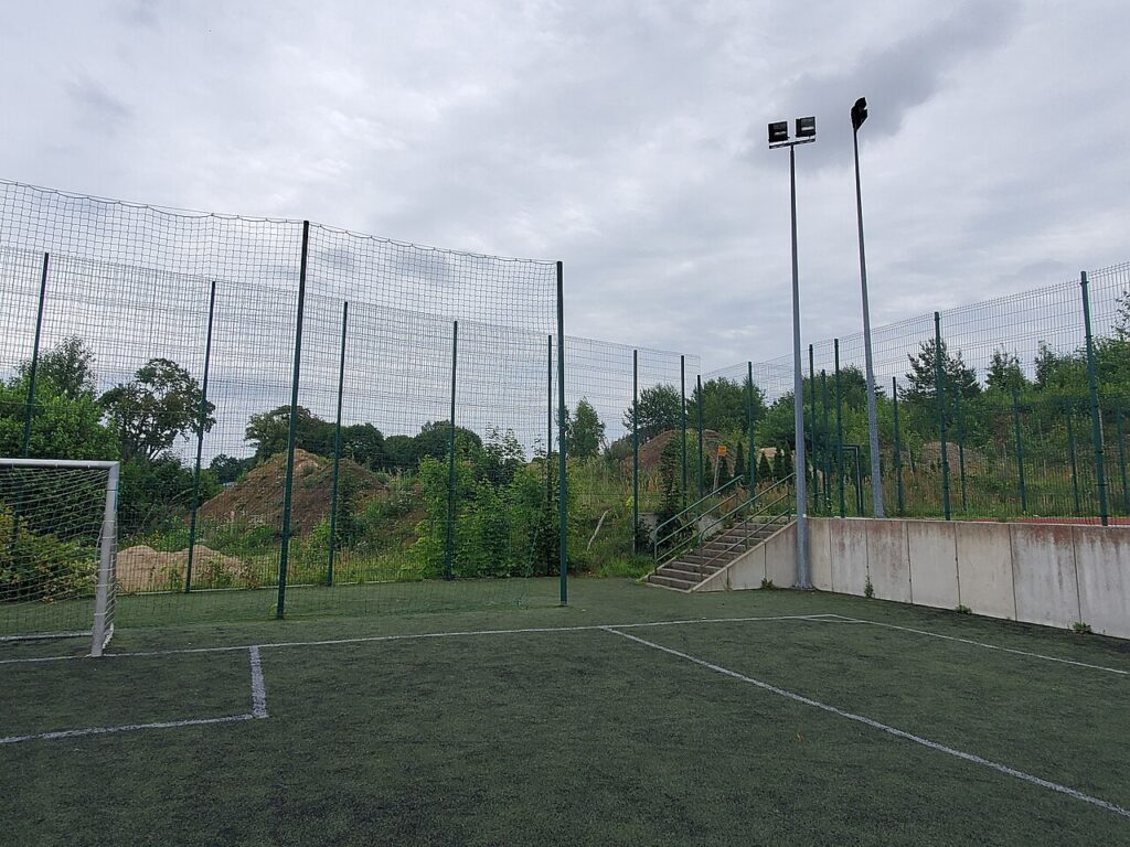 Why Football Odds Change: Evidence Before Explanations 1 (BULK UPLOAD) Photographs of the playground, soccer field, and basketball court belonging to Jan Pawel 2 Elementary School in Gowidlino, Poland. All taken on 2023-08-05.